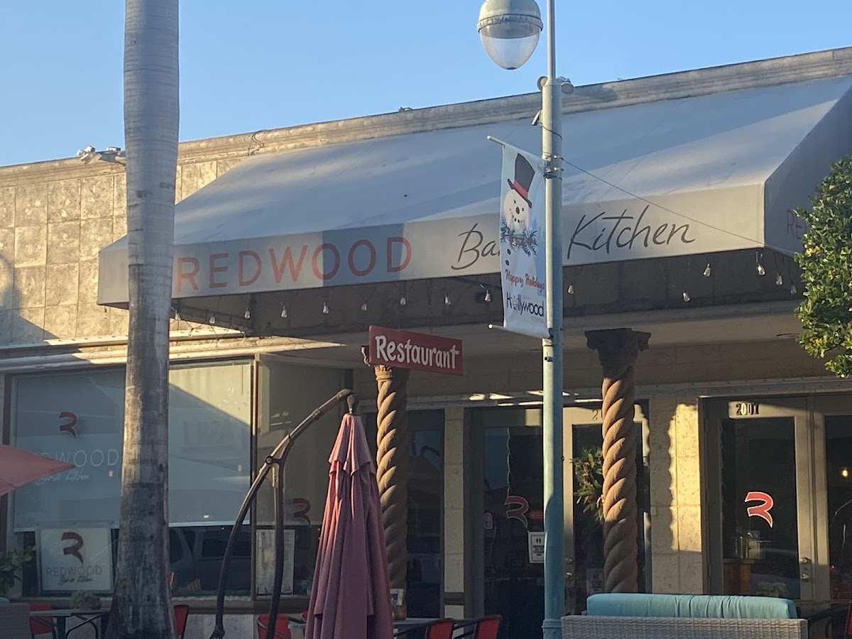 Redwood Bar & Kitchen Photos 2